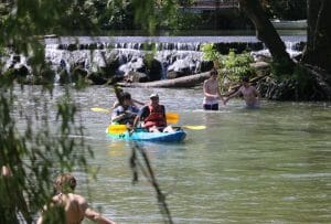 Canoës sur le Loing