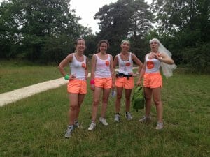 Course d'orientation enterrement vie de jeune fille